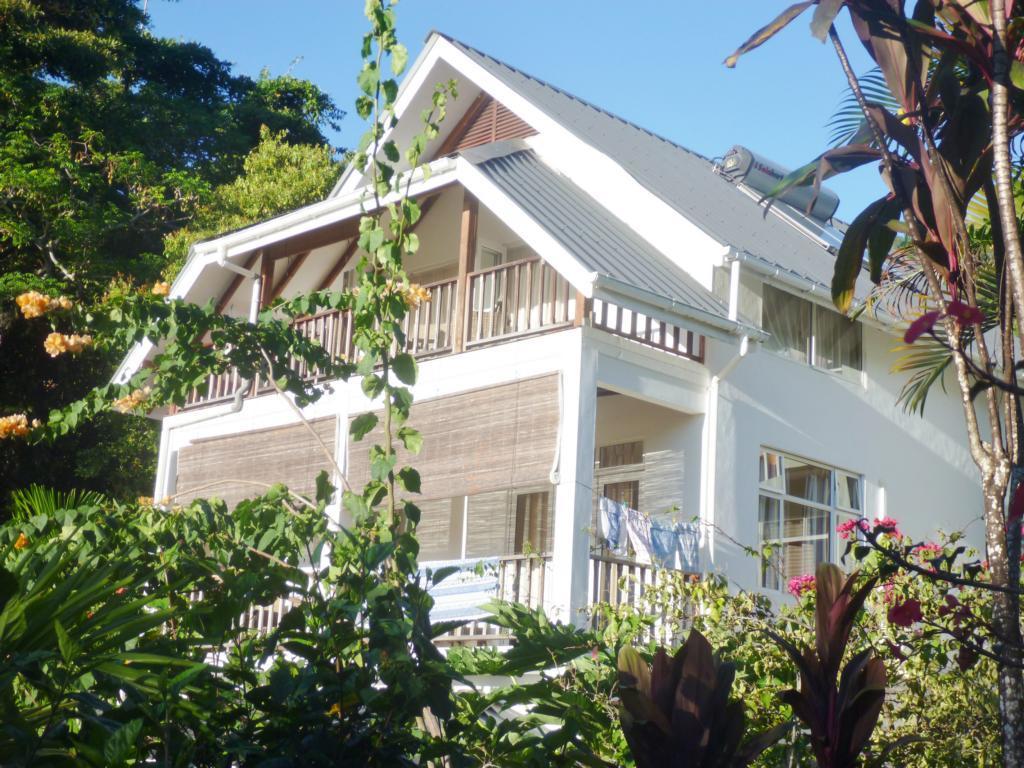 La Batie Selfcatering Apartment Beau Vallon  Exterior photo