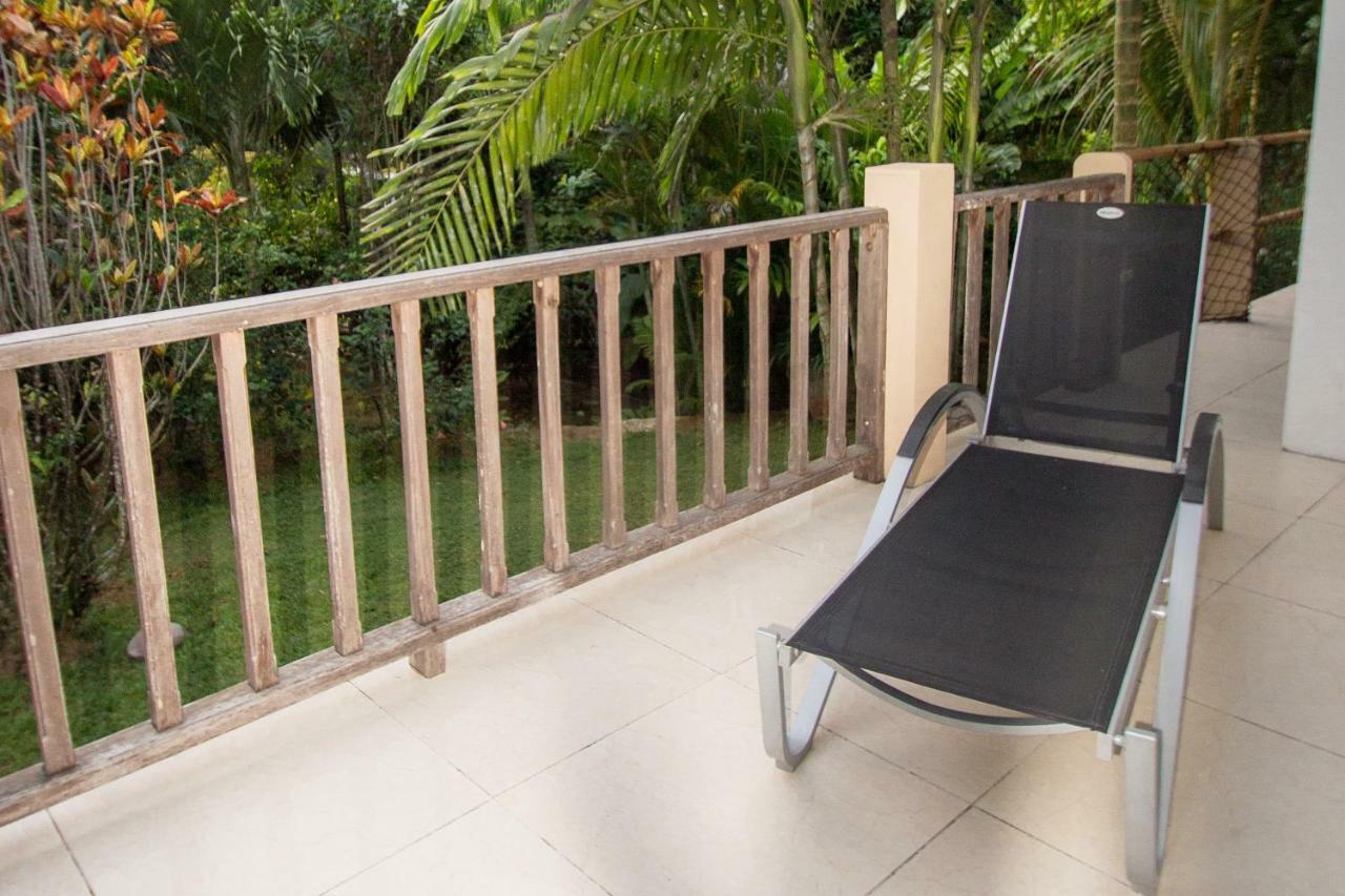 La Batie Selfcatering Apartment Beau Vallon  Exterior photo