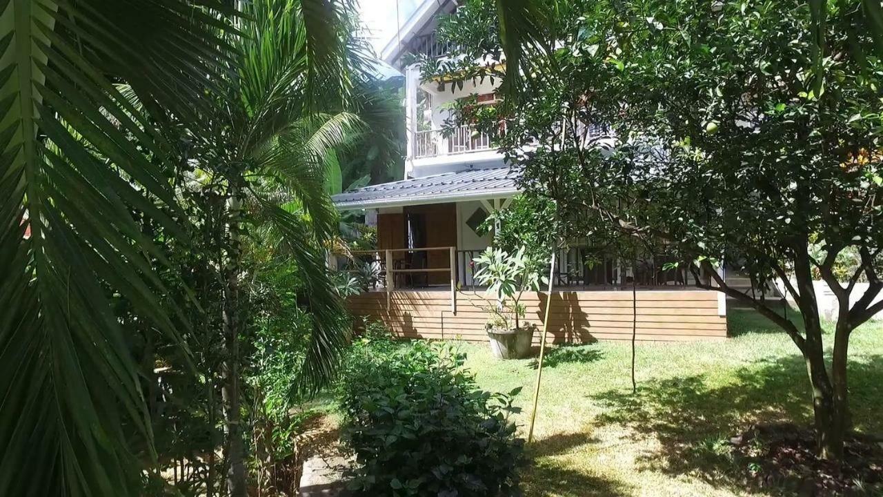 La Batie Selfcatering Apartment Beau Vallon  Exterior photo